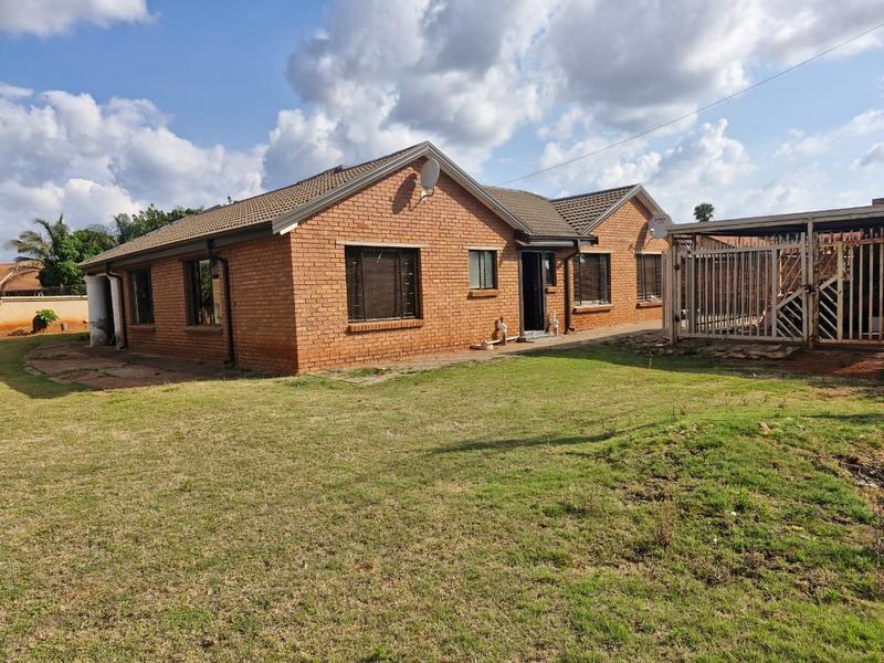 4 Bedroom Property for Sale in The Orchards Gauteng