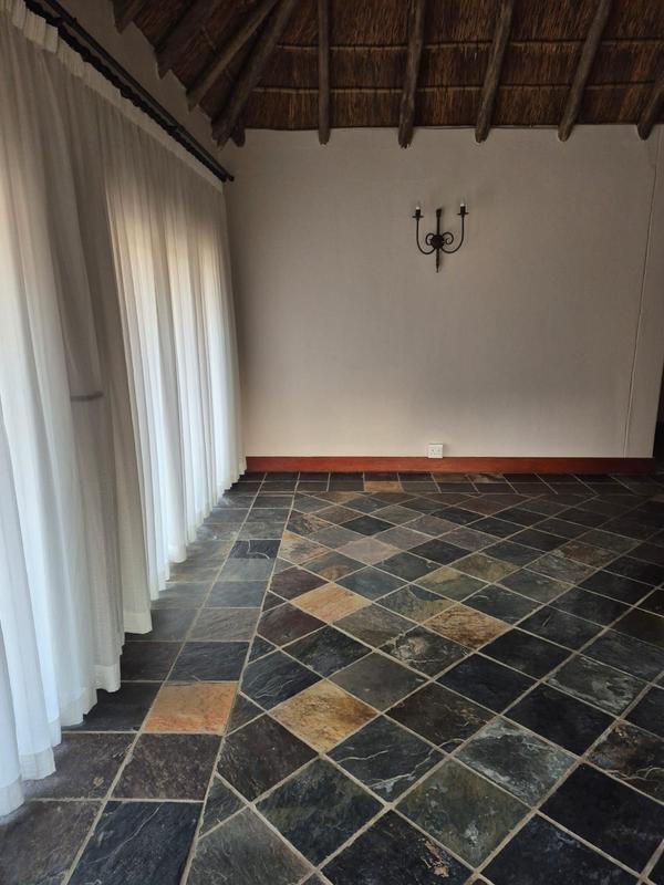 1 Bedroom Property for Sale in Beaulieu Gauteng