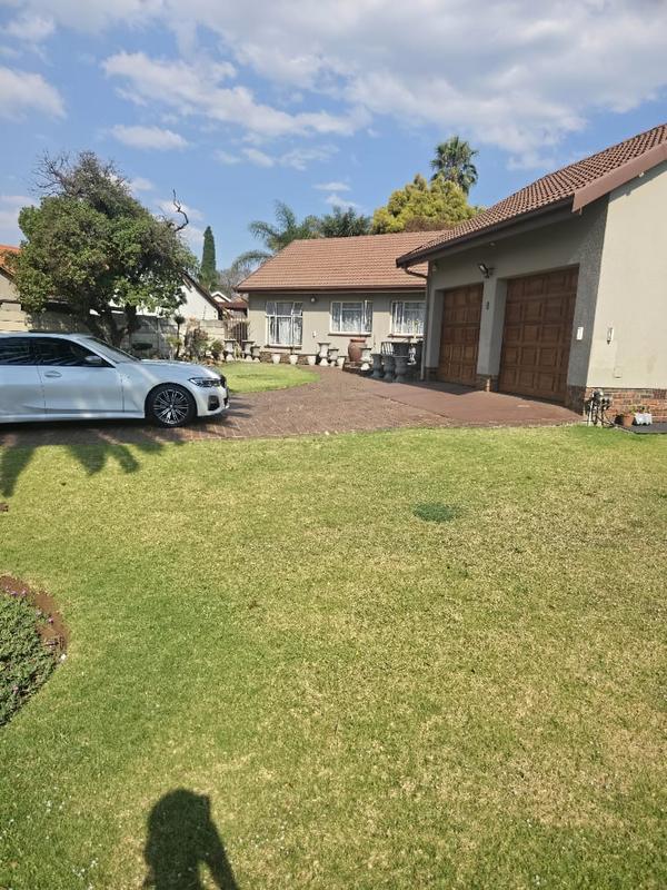 3 Bedroom Property for Sale in Birchleigh North Gauteng