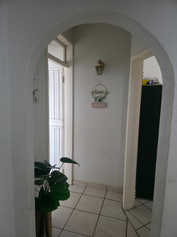 3 Bedroom Property for Sale in Birchleigh North Gauteng