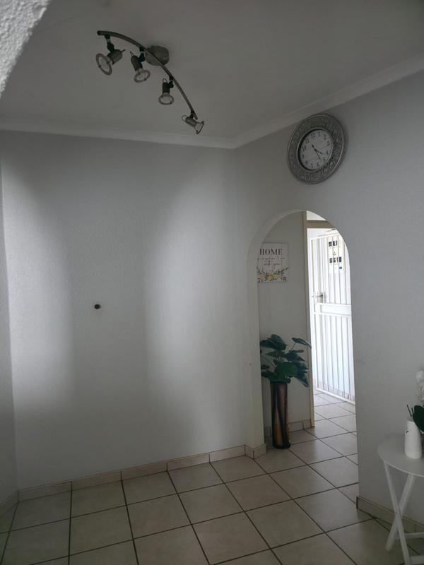 3 Bedroom Property for Sale in Birchleigh North Gauteng