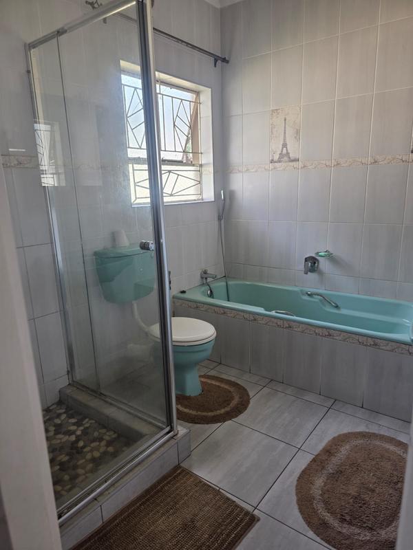 3 Bedroom Property for Sale in Birchleigh North Gauteng