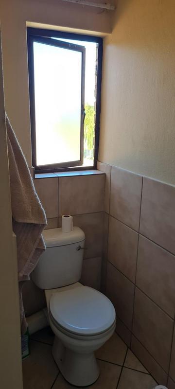 1 Bedroom Property for Sale in Elspark Gauteng