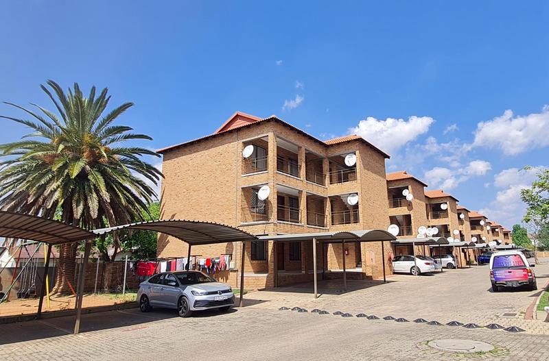 1 Bedroom Property for Sale in Elspark Gauteng