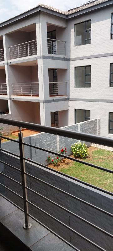 To Let 2 Bedroom Property for Rent in Pomona Gauteng