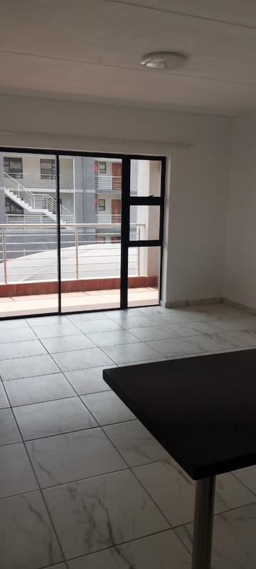 To Let 2 Bedroom Property for Rent in Pomona Gauteng
