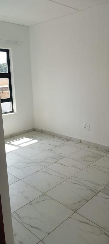 To Let 2 Bedroom Property for Rent in Pomona Gauteng