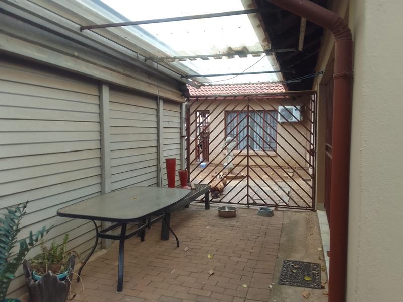 3 Bedroom Property for Sale in Daspoort Gauteng