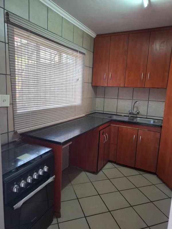 3 Bedroom Property for Sale in Garsfontein Gauteng
