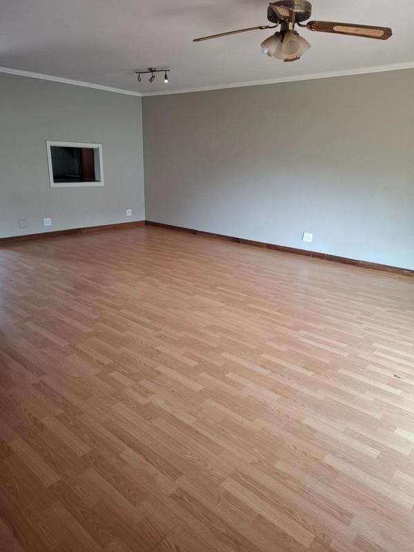 3 Bedroom Property for Sale in Garsfontein Gauteng