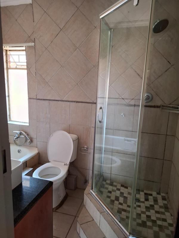 3 Bedroom Property for Sale in Garsfontein Gauteng