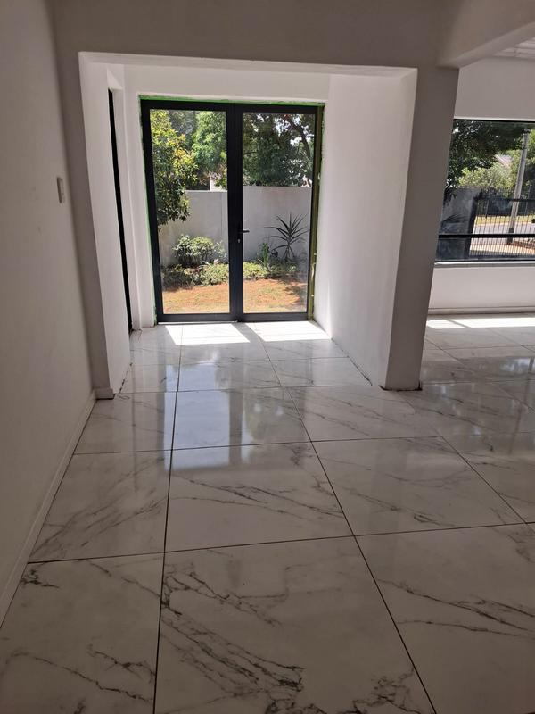 5 Bedroom Property for Sale in Murrayfield Gauteng