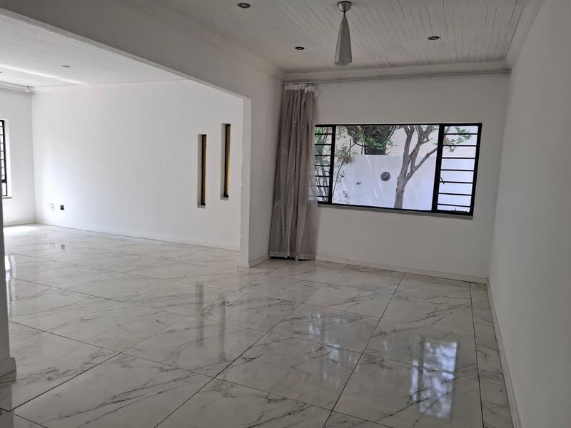 5 Bedroom Property for Sale in Murrayfield Gauteng