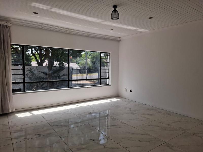 5 Bedroom Property for Sale in Murrayfield Gauteng