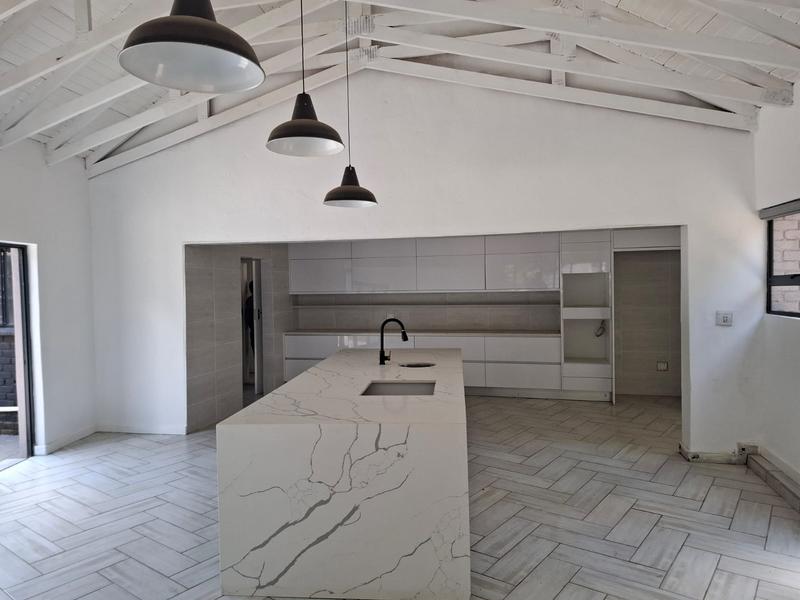 5 Bedroom Property for Sale in Murrayfield Gauteng