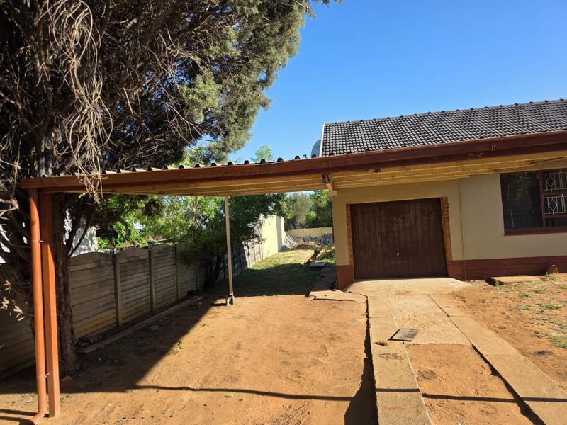 To Let 3 Bedroom Property for Rent in Kibler Park Gauteng