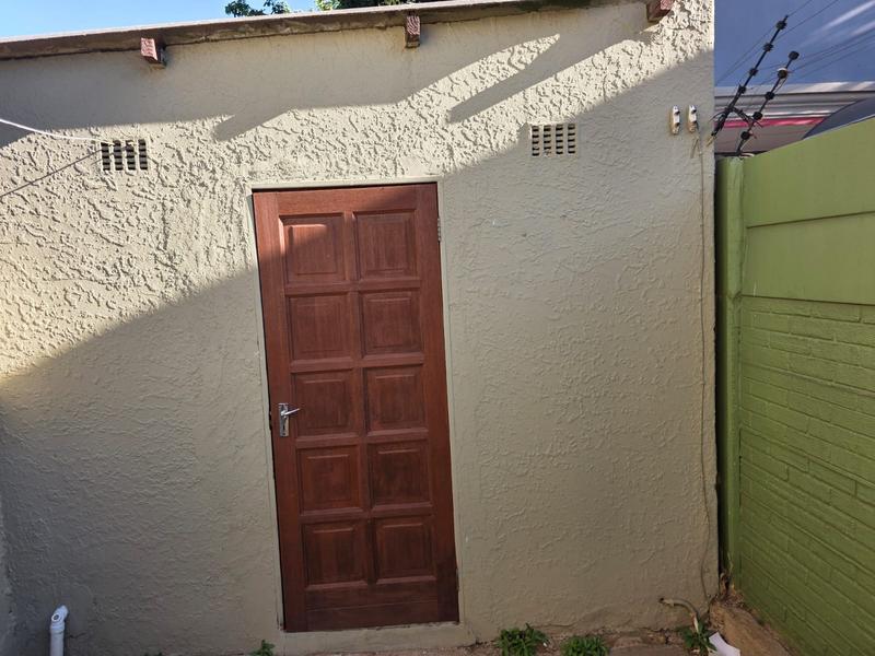 To Let 3 Bedroom Property for Rent in Kibler Park Gauteng