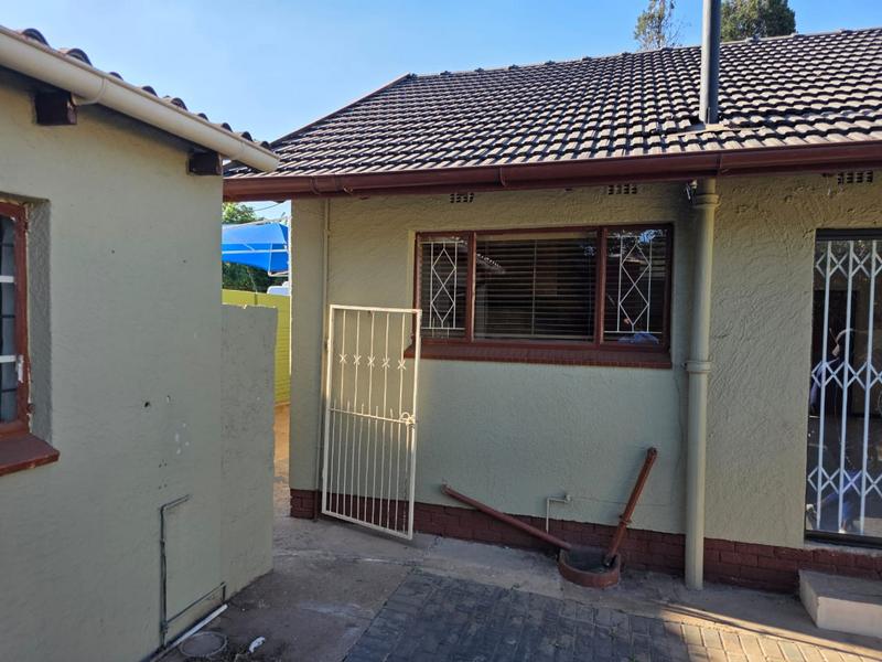 To Let 3 Bedroom Property for Rent in Kibler Park Gauteng