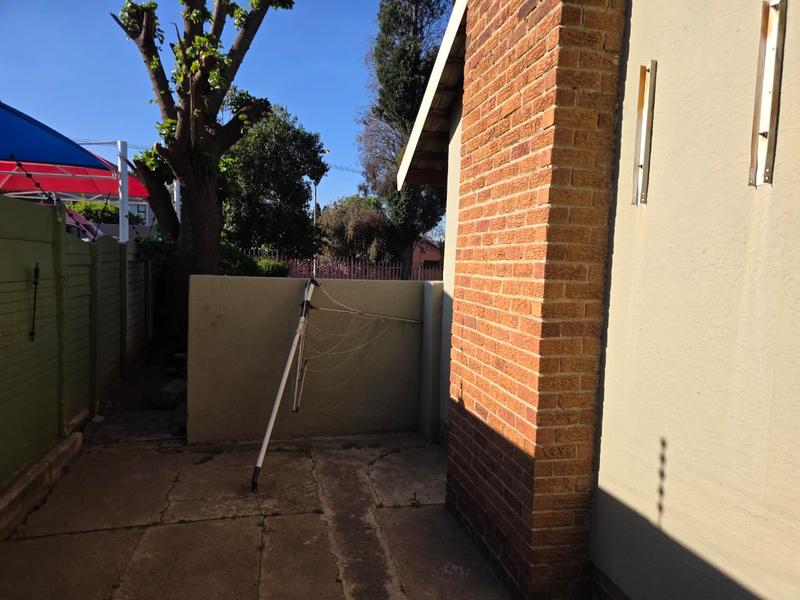 To Let 3 Bedroom Property for Rent in Kibler Park Gauteng