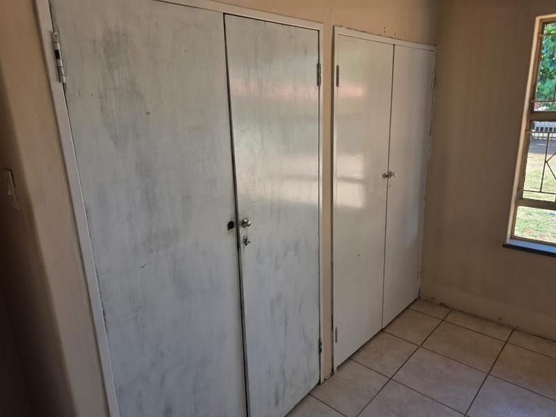To Let 3 Bedroom Property for Rent in Kibler Park Gauteng
