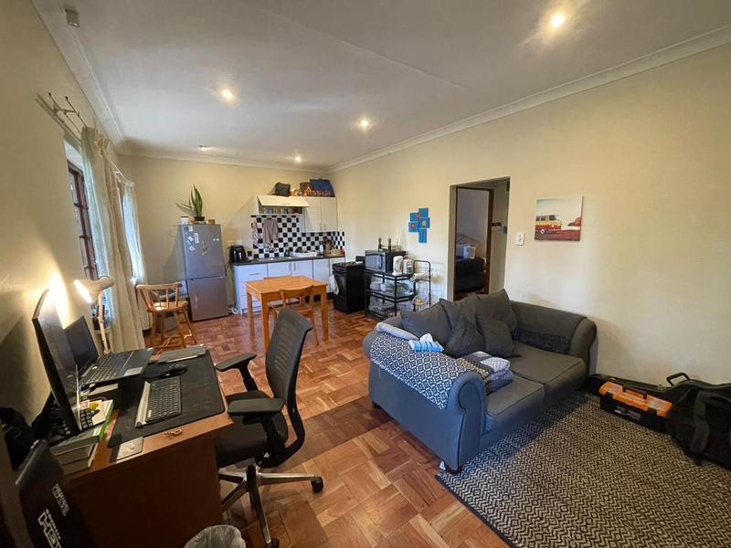 To Let 2 Bedroom Property for Rent in Robindale Gauteng