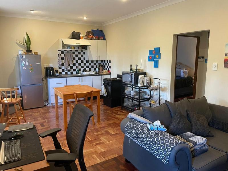 To Let 2 Bedroom Property for Rent in Robindale Gauteng