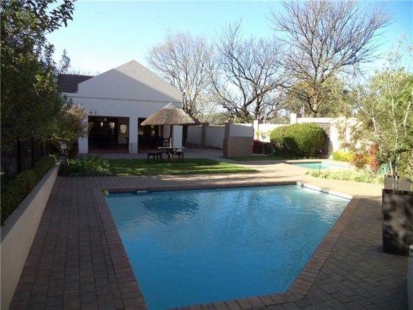To Let 2 Bedroom Property for Rent in Magaliessig Gauteng