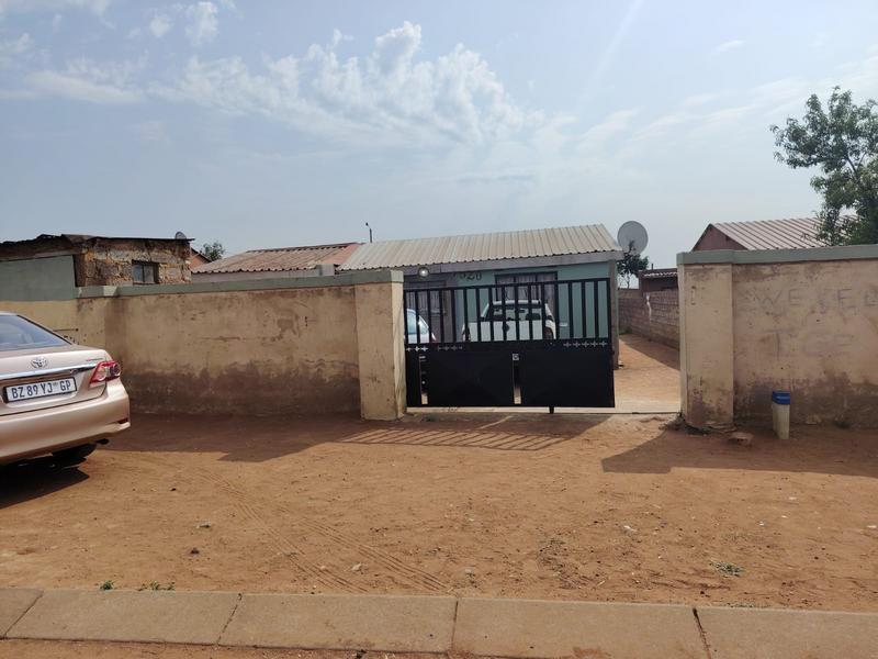 2 Bedroom Property for Sale in Palm Ridge Gauteng