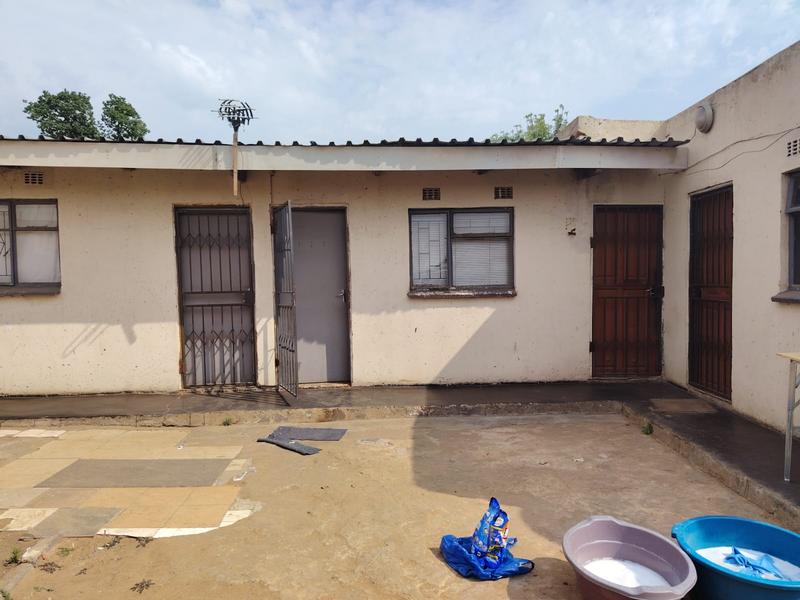 2 Bedroom Property for Sale in Palm Ridge Gauteng