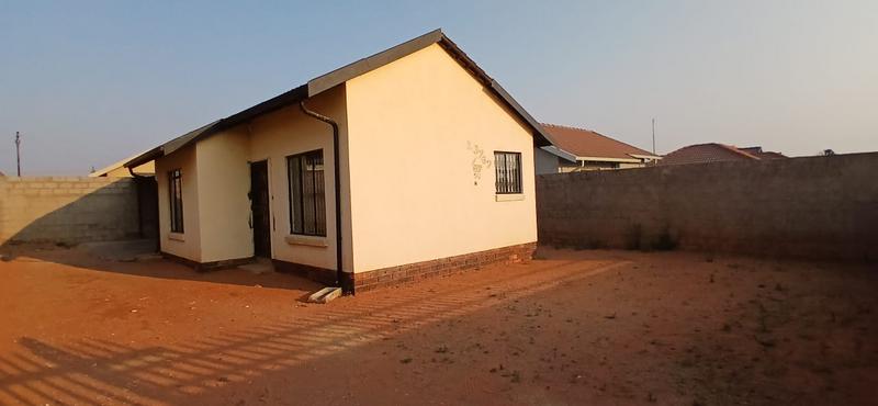 2 Bedroom Property for Sale in Kagiso Gauteng
