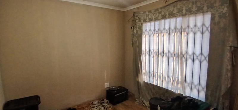 2 Bedroom Property for Sale in Kagiso Gauteng