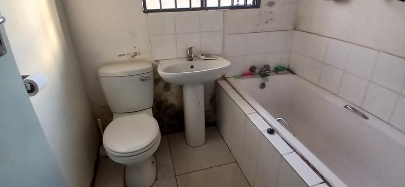 2 Bedroom Property for Sale in Kagiso Gauteng