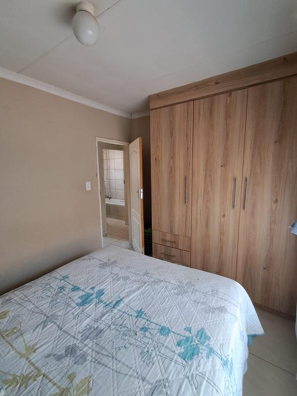 4 Bedroom Property for Sale in Klipfontein View Gauteng