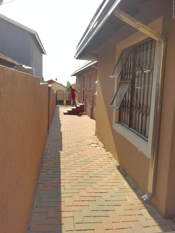 4 Bedroom Property for Sale in Klipfontein View Gauteng
