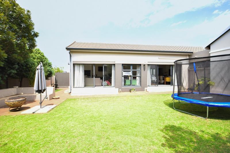 4 Bedroom Property for Sale in Midstream Estate Gauteng