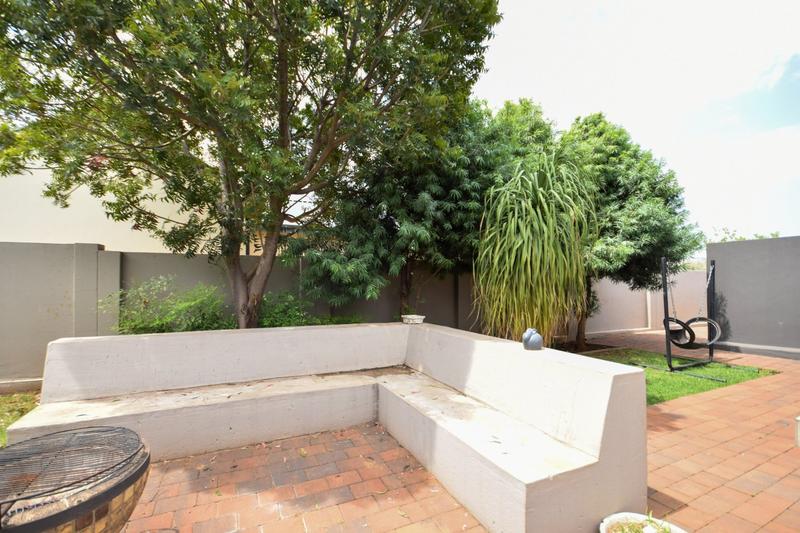 4 Bedroom Property for Sale in Midstream Estate Gauteng