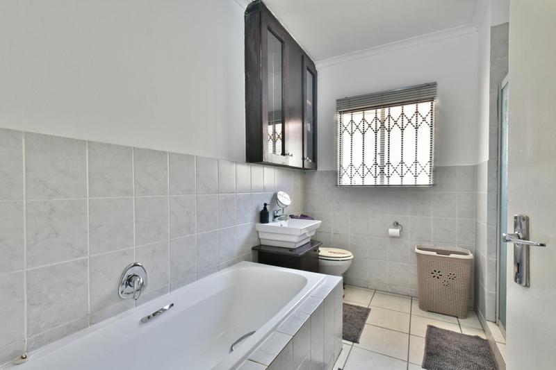3 Bedroom Property for Sale in North Riding Gauteng