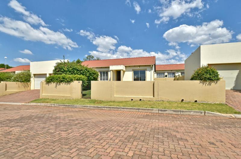 3 Bedroom Property for Sale in North Riding Gauteng