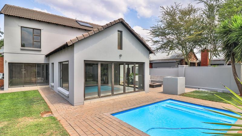 4 Bedroom Property for Sale in Midstream Hill Gauteng