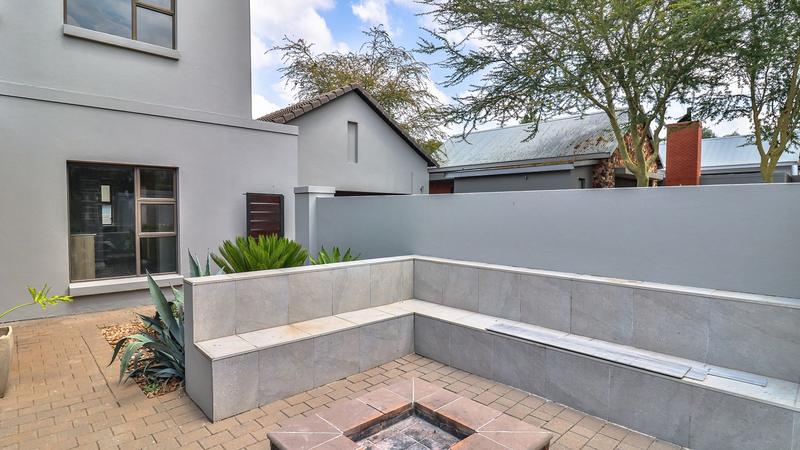 4 Bedroom Property for Sale in Midstream Hill Gauteng