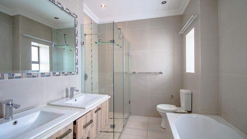 4 Bedroom Property for Sale in Midstream Hill Gauteng