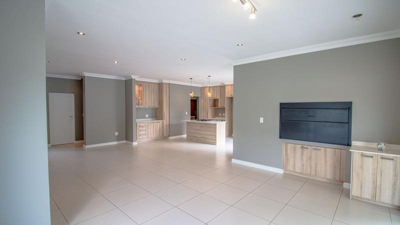4 Bedroom Property for Sale in Midstream Hill Gauteng