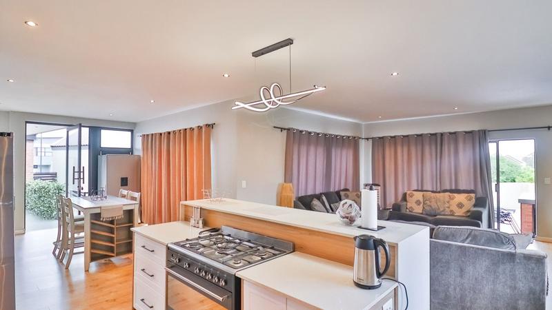 4 Bedroom Property for Sale in Midstream Heights Gauteng