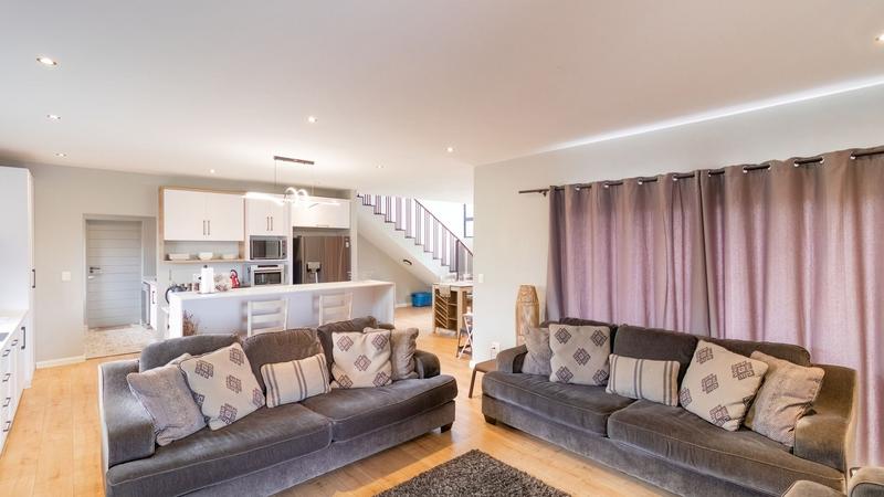 4 Bedroom Property for Sale in Midstream Heights Gauteng