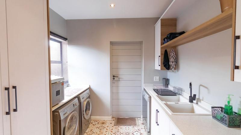 4 Bedroom Property for Sale in Midstream Heights Gauteng
