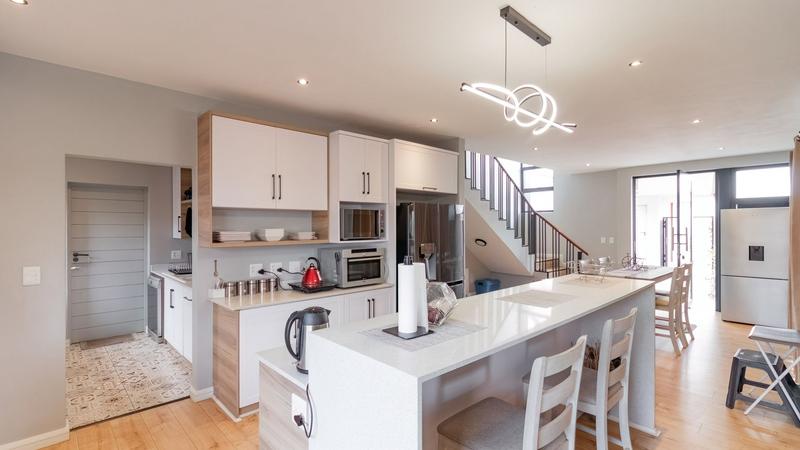 4 Bedroom Property for Sale in Midstream Heights Gauteng
