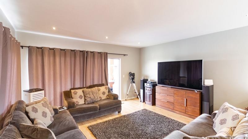 4 Bedroom Property for Sale in Midstream Heights Gauteng
