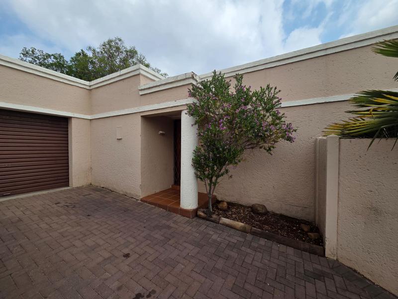 To Let 2 Bedroom Property for Rent in Edenvale Gauteng