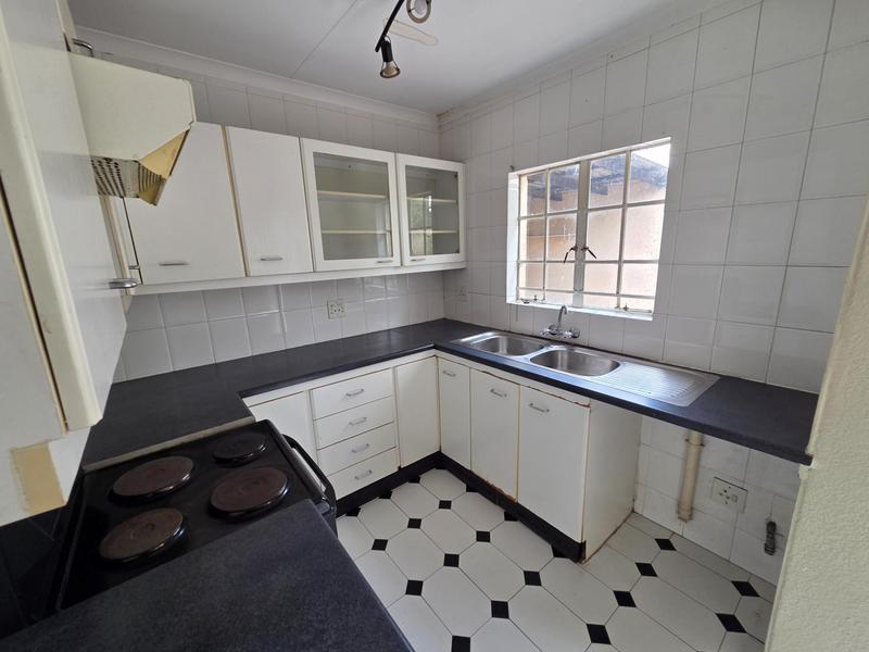 To Let 2 Bedroom Property for Rent in Edenvale Gauteng