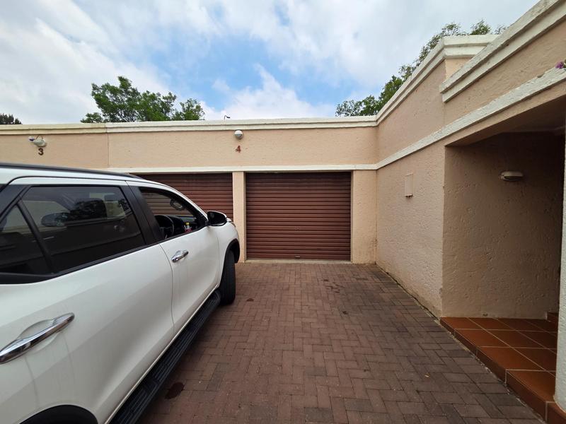 To Let 2 Bedroom Property for Rent in Edenvale Gauteng